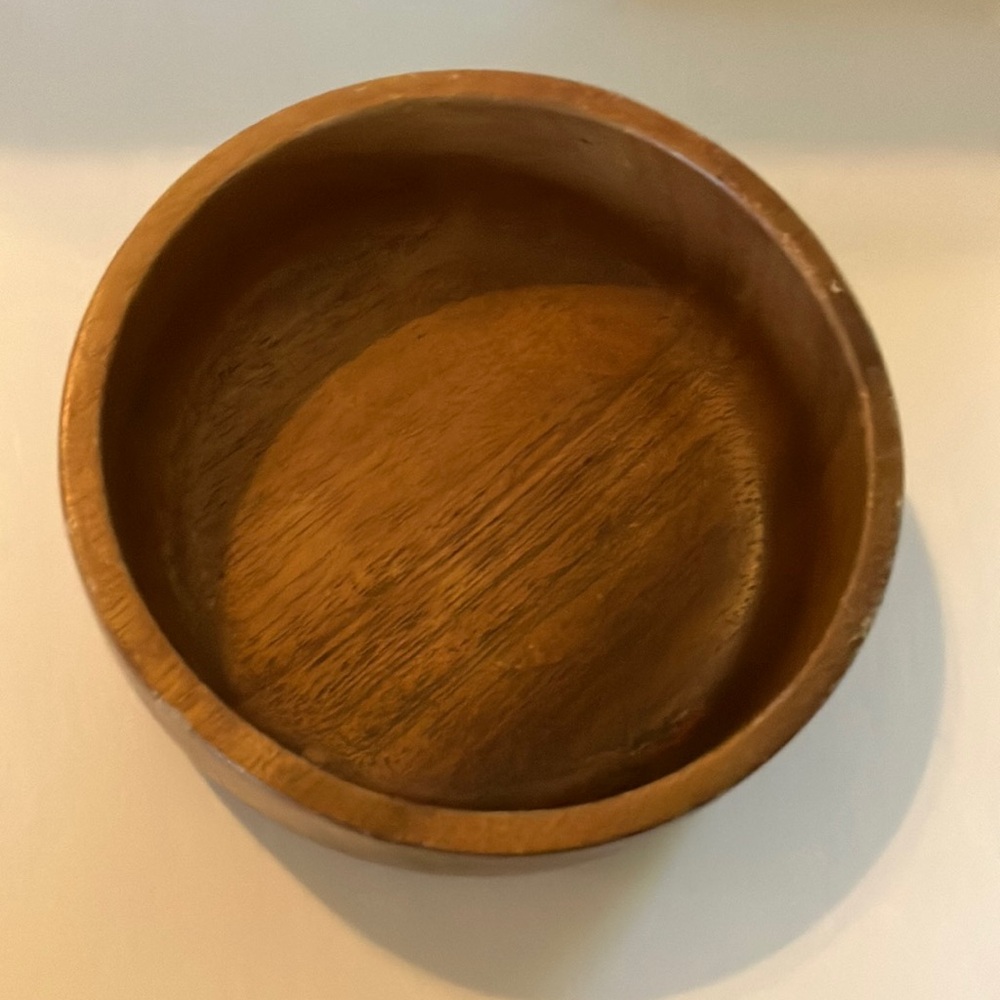 Round Wooden‎ Bowl